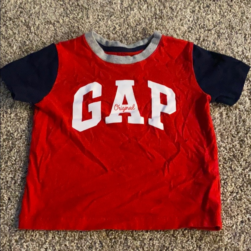 Gap TShirt
